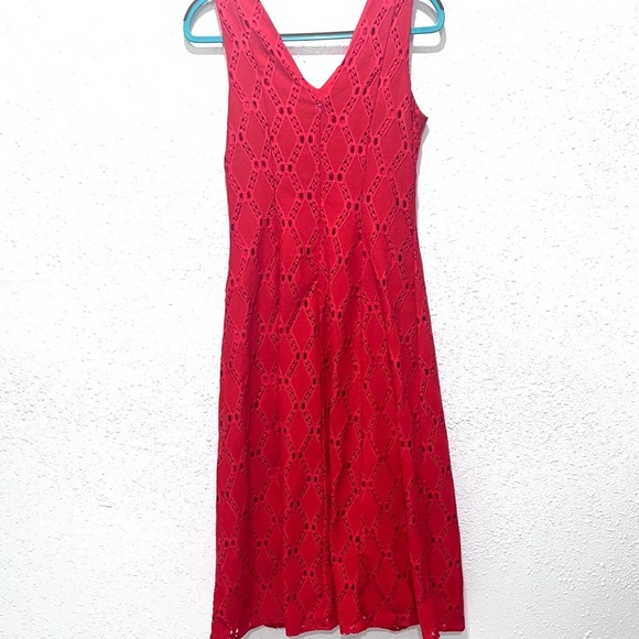 T Tahari Vibrant knee-length eyelet Red Midi Dress 8 - Picture 7 of 9